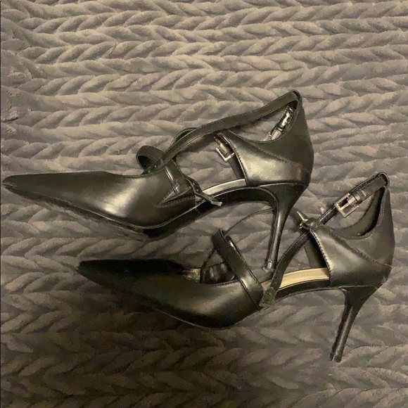 Pumps - Picture 3 of 3